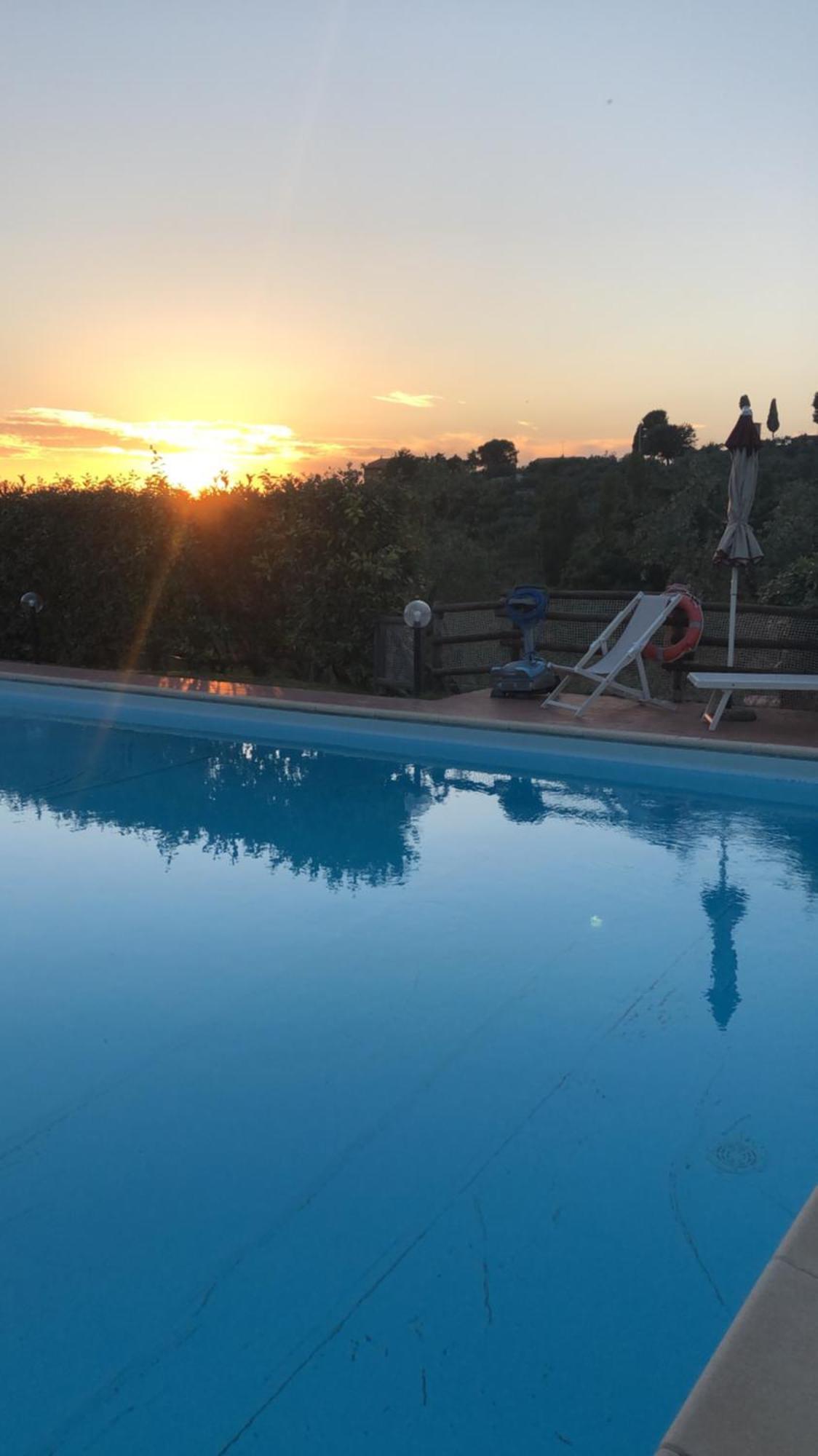 Podere Cortesi Agriturismo Molinaccio Санта-Луче Экстерьер фото